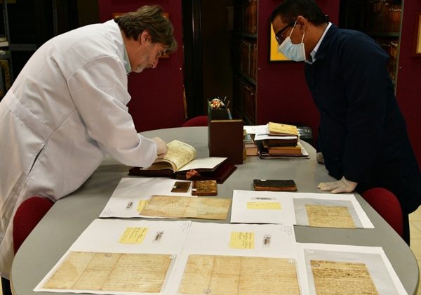 Un manuscrito original de José Joaquín de Olmedo, sobre “La victoria de Junín”, fue descubierto en la Biblioteca Municipal de Guayaquil.