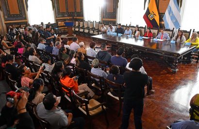 En Guayaquil se presentó un modelo de presupuesto participativo que permitirá a la ciudadanía priorizar obras para el 2026