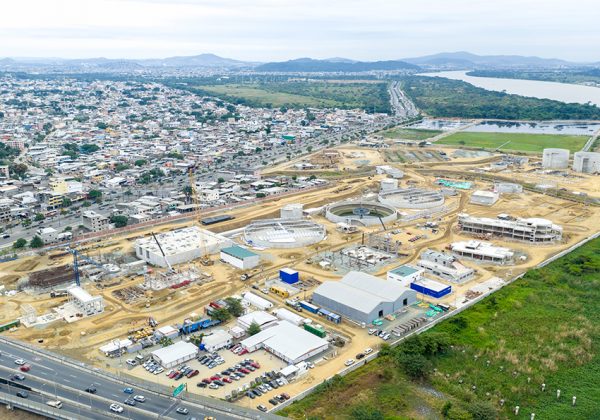 La PTAR Los Merinos procesa aguas residuales y genera energía renovable, posicionando a Guayaquil como referente hidrosanitaria sostenible.