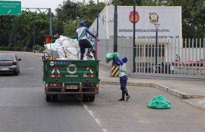 Más de 50 mil personas asistieron al estadio Monumental para el partido entre Ecuador y Brasil, respaldados por un operativo municipal de gran escala.
