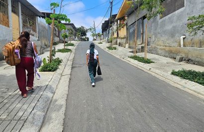 Flor de Bastión, en Guayaquil, registra avances con un plan municipal que pavimenta calles, mejora drenaje y optimiza servicios.