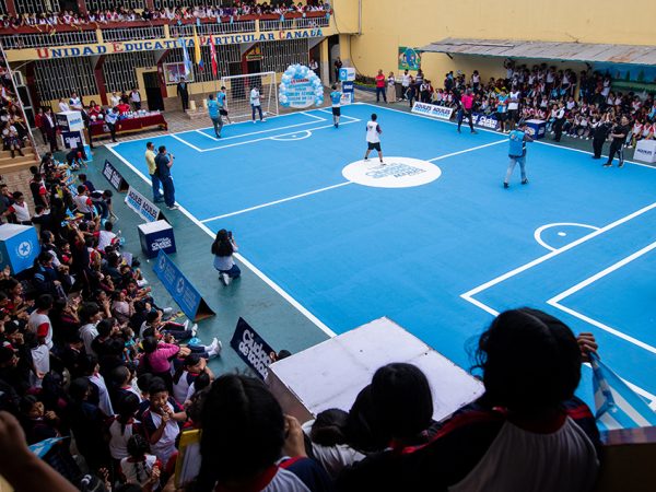 Más de 600 estudiantes de Monte Sinaí participaron en una jornada deportiva con el alcalde Aquiles Alvarez.