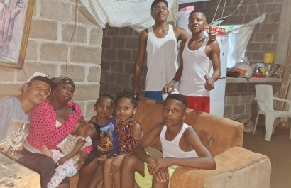 Guillermo “Centavito” Silva transforma su vida y su hogar en Santo Domingo, con apoyo de redes sociales