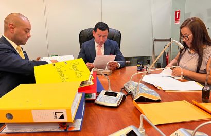 El asambleísta de ADN, Ferdinan Álvarez indicó que los documentos, presentados por el abogado de Daniel Salcedo, serán analizados por la Comisión. FOTO:@FerdinanAZ87