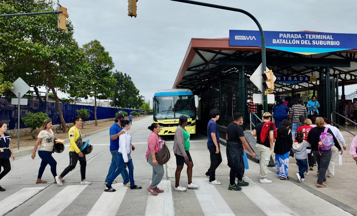 Los guayaquileños podrán viajar sin costo alguno desde las 06:00 hasta las 21:00, sin necesidad de recargar sus tarjetas La Guayaca,