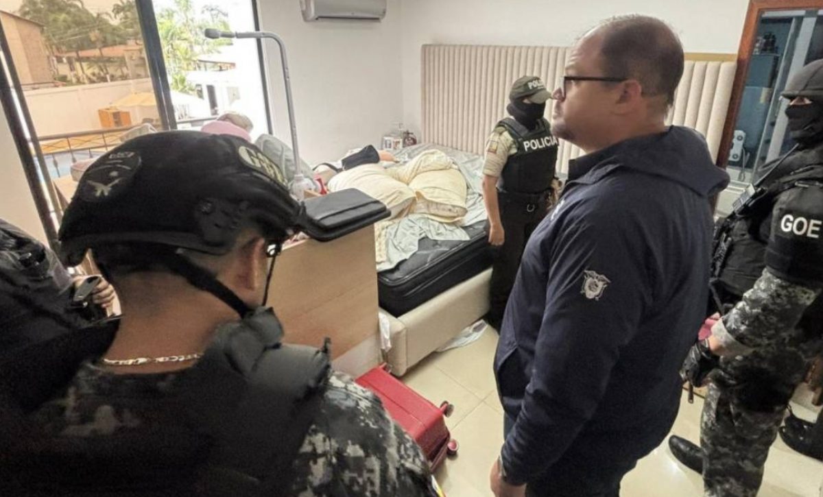 Había más de medio millón de dólares en una casa de una urbanización privada de La Aurora, en Daule. (Cortesía)