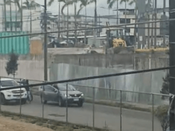 Hombre herido tras asalto estilo sacapintas en el centro de Santo Domingo