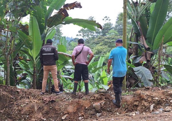 Identifican a hombre hallado sin vida en barranco de Santo Domingo de los Tsáchilas