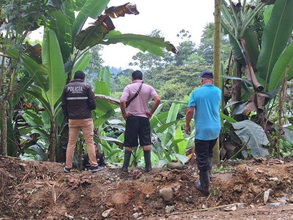 Identifican a hombre hallado sin vida en barranco de Santo Domingo de los Tsáchilas