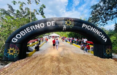 Inauguran puente de alta capacidad en Ruta 2 de Puerto Quito tras décadas de espera