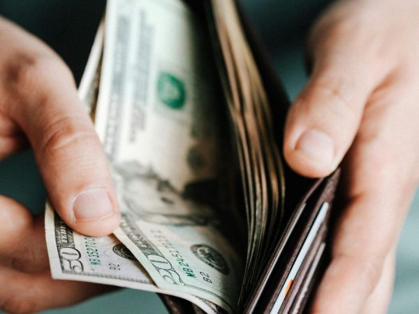 Instituciones financieras en Ecuador ¿Estás pensando en hacer un préstamo Conoce las líneas de crédito más ofrecidas por bancos. (Pexels).