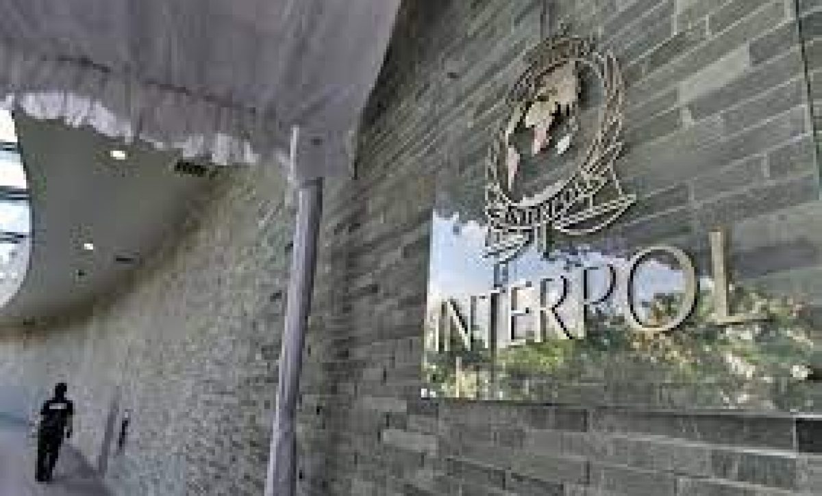 Interpol-suspende-el-acceso-de-Afganistan-a-sus-bases-de-datos