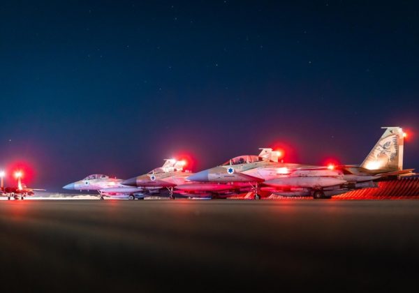 Israel bombardeó una zona cercana a un complejo nuclear de agua pesada cerca de las ciudades de Arak y Khondab, al oeste de Irán,