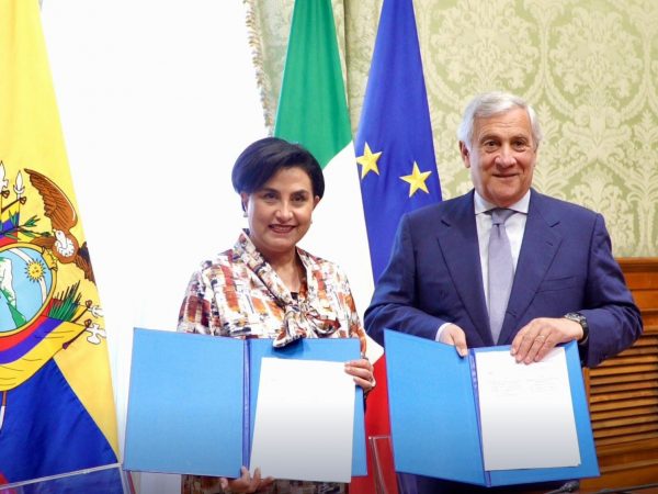 Italia sella convenio con Ecuador para abrir más oportunidades a migrantes y estudiantes ecuatorianos