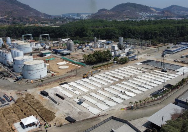 Ecuador prepara centrales El Salitral y Quevedo para garantizar energía en el estiaje