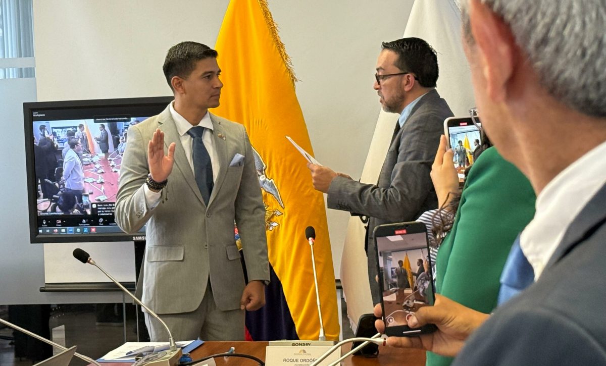 Jaime Estrada preside Comisión de Derechos en la Asamblea