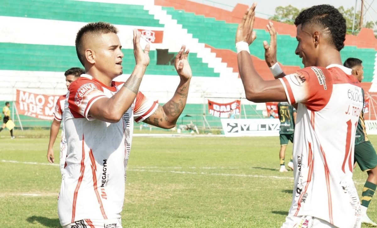 Juventud Italiana, 11 de Mayo, Politécnico y LDU El Carmen clasifican a tercera fase en Manabí