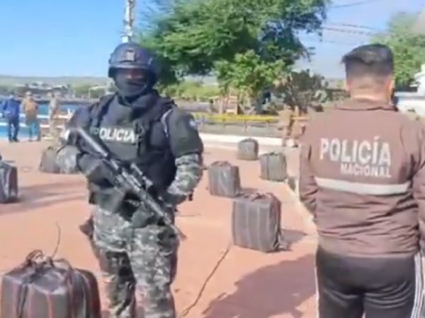 La Armada de Ecuador decomisó aproximadamente 1,5 toneladas de cocaína, valoradas en 67 millones de dólares