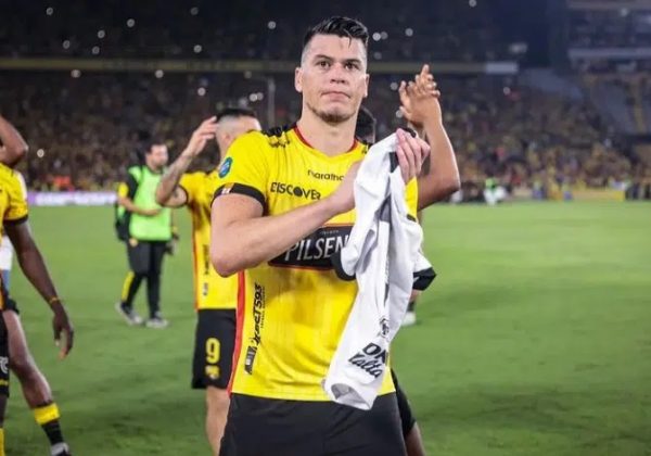 La Comisión del Estatuto del Jugador de la FIFA resolvió a favor del defensa uruguayo Carlos Rodríguez