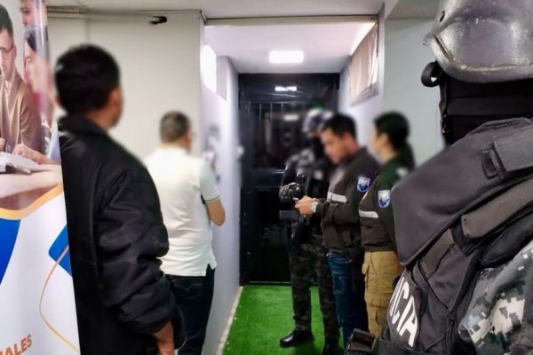 La Fiscalía intensifica la investigación del caso Apagón con nuevos allanamientos en Guayas y Pichincha
