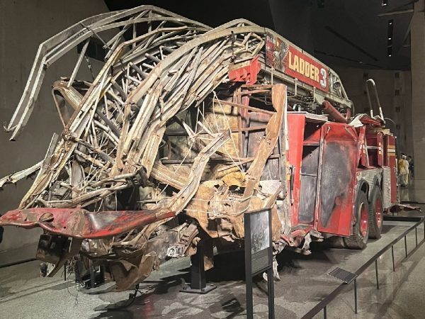La Ladder Company 3, es una de las unidades más antiguas del Departamento de Bomberos de Nueva York (FDNY). Se fundó el 11 de septiembre de 1865