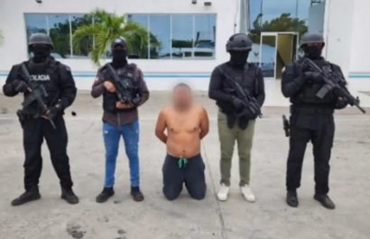 La Policía Nacional aprehendió a Steeven Y., presunto responsable de un triple asesinato registrado el sábado 16 de agosto en el cantón Jaramijó, en Manabí.