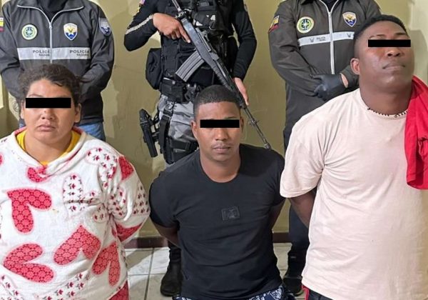 La Policía Nacional ejecutó un operativo en el sector El Piedrero, cantón La Troncal, que culminó con la aprehensión de tres presuntos sicarios.