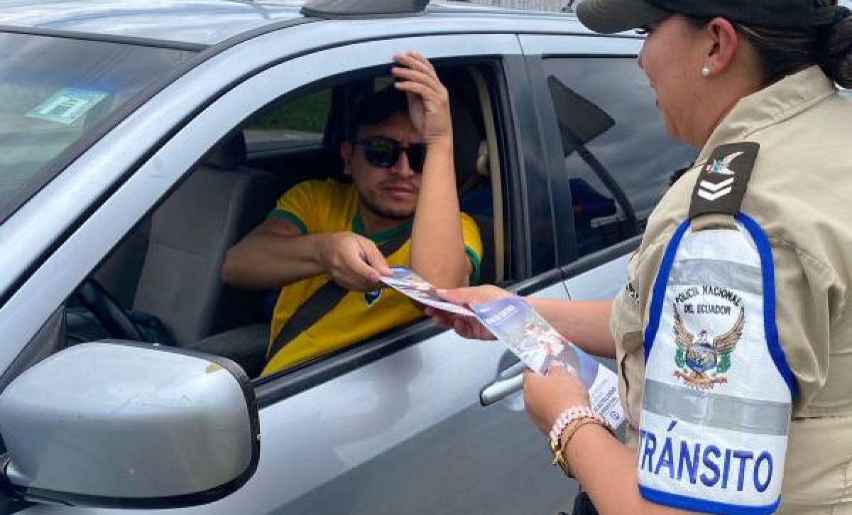 La Policía Nacional retoma el control del tránsito en 25 ejes viales tras 14 años