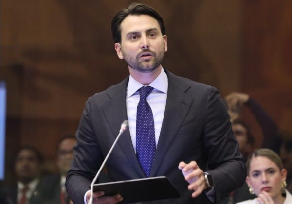 Ley de Integridad Pública: Niels Olsen recibe segunda apelación a la presidencia de la Asamblea Nacional durante segundo debate. (AN).