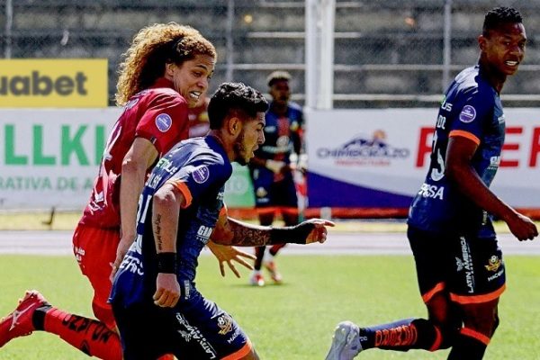 Libertad hunde más a Mushuc Runa y sueña con el hexagonal final.