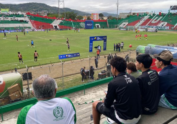 Liga de Portoviejo e Independiente Juniors se enfrentan en un duelo correspondiente a los 32avos de final de la Copa Ecuador 2025.