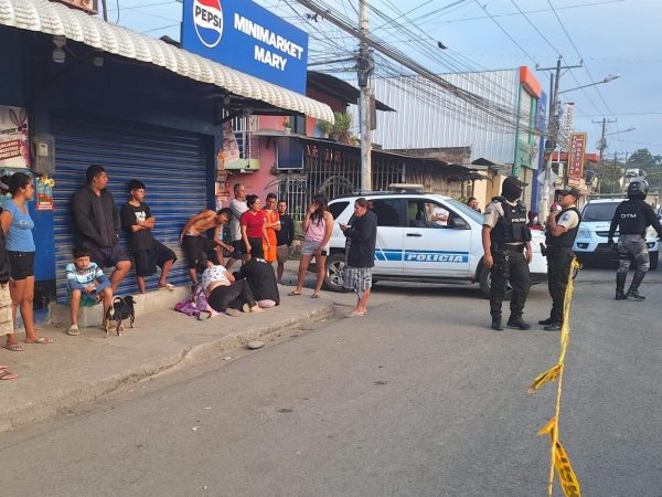 Los atentados registrados en las últimas horas en cinco cantones de Manabí dejaron dolor.