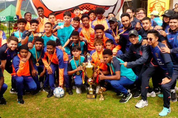 Los jugadores de Ecuador que se proclamaron campeones de la Youth Cup.