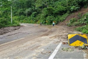 Manabí: carreteras estatales en crisis por lluvias y falta de mantenimiento