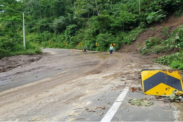 Manabí: carreteras estatales en crisis por lluvias y falta de mantenimiento