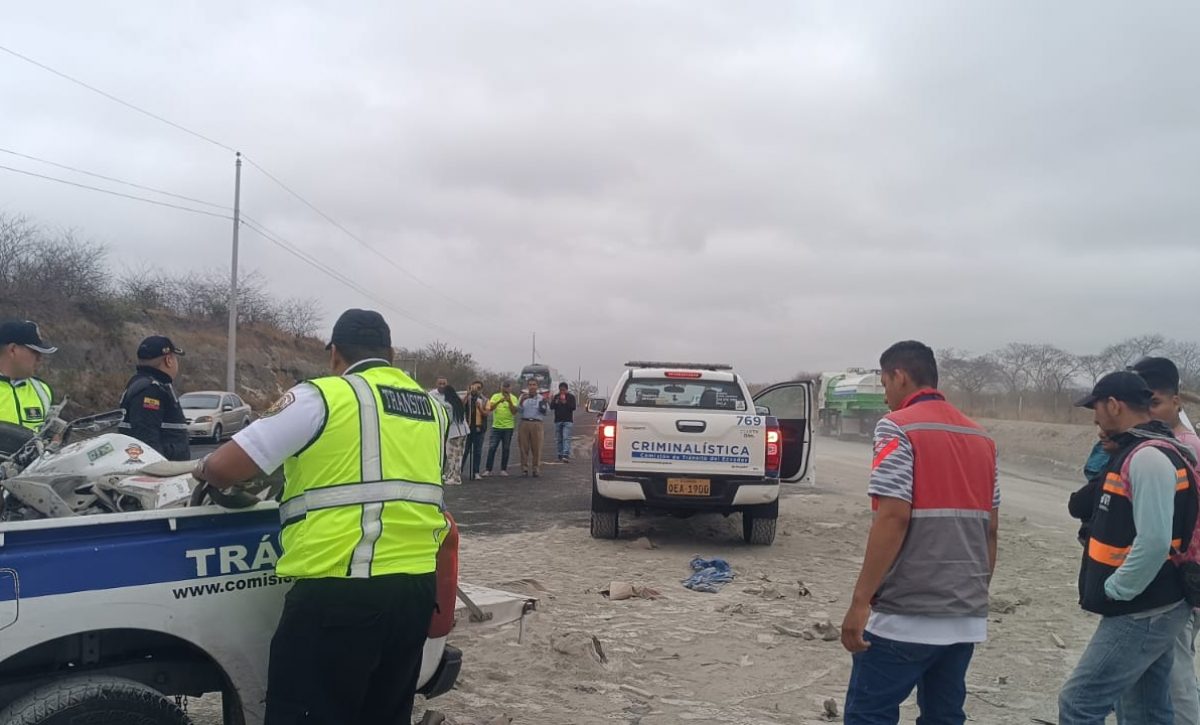 Manabí fatal accidente de tránsito en la vía Colisa-Montecristi cobra la vida de un motociclista