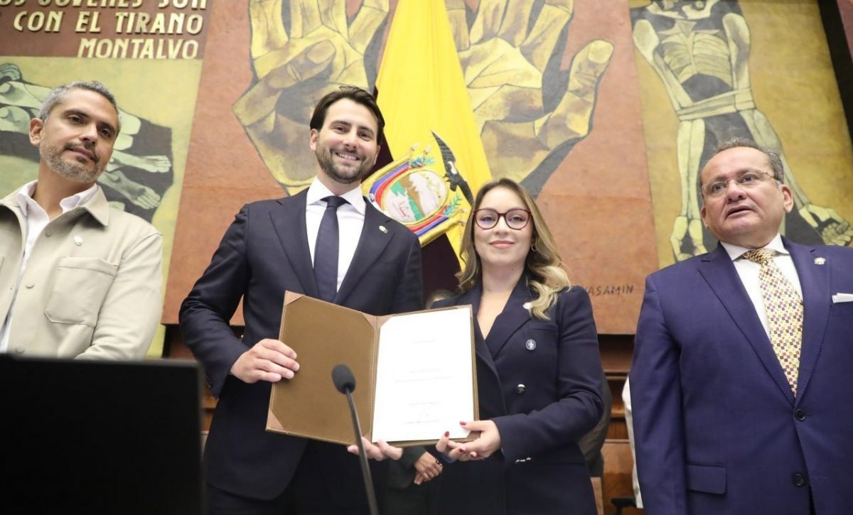 Mancheno Dávila, de ADN, elegida primera vicepresidenta del Legislativo