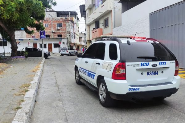 Un adulto mayor fue herido de bala en un asalto en Manta, reflejo del aumento de delitos violentos en esta ciudad y en Ecuador en el 2025.