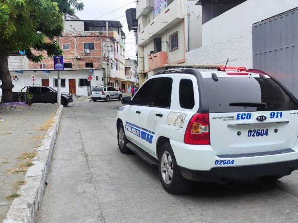 Un adulto mayor fue herido de bala en un asalto en Manta, reflejo del aumento de delitos violentos en esta ciudad y en Ecuador en el 2025.
