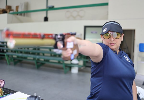 Marina Pérez, primera americana en el top 10 de pistola deportiva