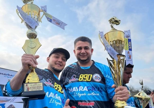 Miguel Ángel Vera gana la sexta válida del Regional Costa 4x4 en Portoviejo