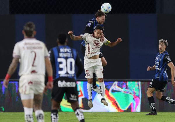 Mushuc Runa e Independiente del Valle definen el pase a cuartos de final en la Copa Sudamericana; los 'rayados' llegan con ventaja mínima