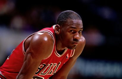 NBC anuncia la incorporación de Michael Jordan a su cobertura de la NBA.