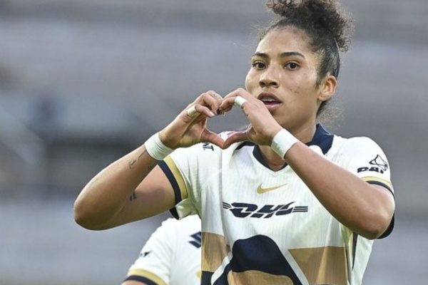 Nayely Bolaños, figura en triunfo de Pumas en Liga MX Femenina