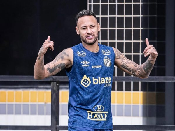 Neymar se recupera de lesión y apunta a convocatoria de Brasil con Ancelotti
