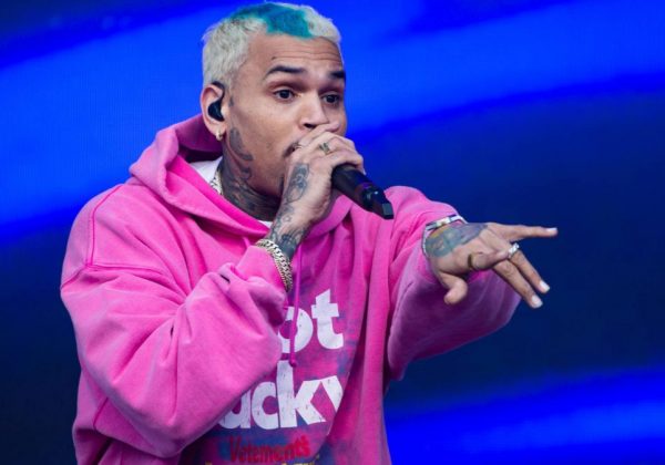 Nueva controversia rodea a Chris Brown arrestado en Londres por agresión