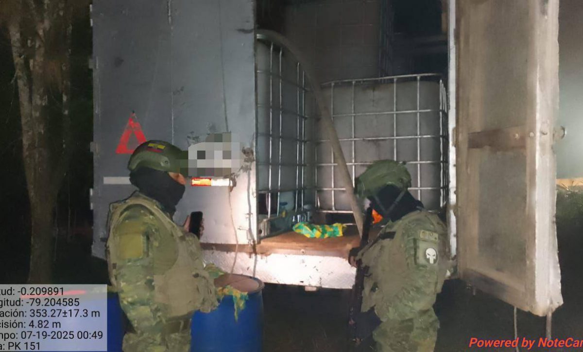 Operativos militares frustran robo de combustible en Santo Domingo.
