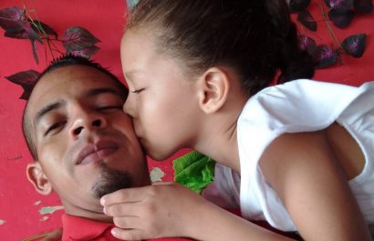 Padre e hija murieron atropellados por tráiler en la vía principal de Jujan