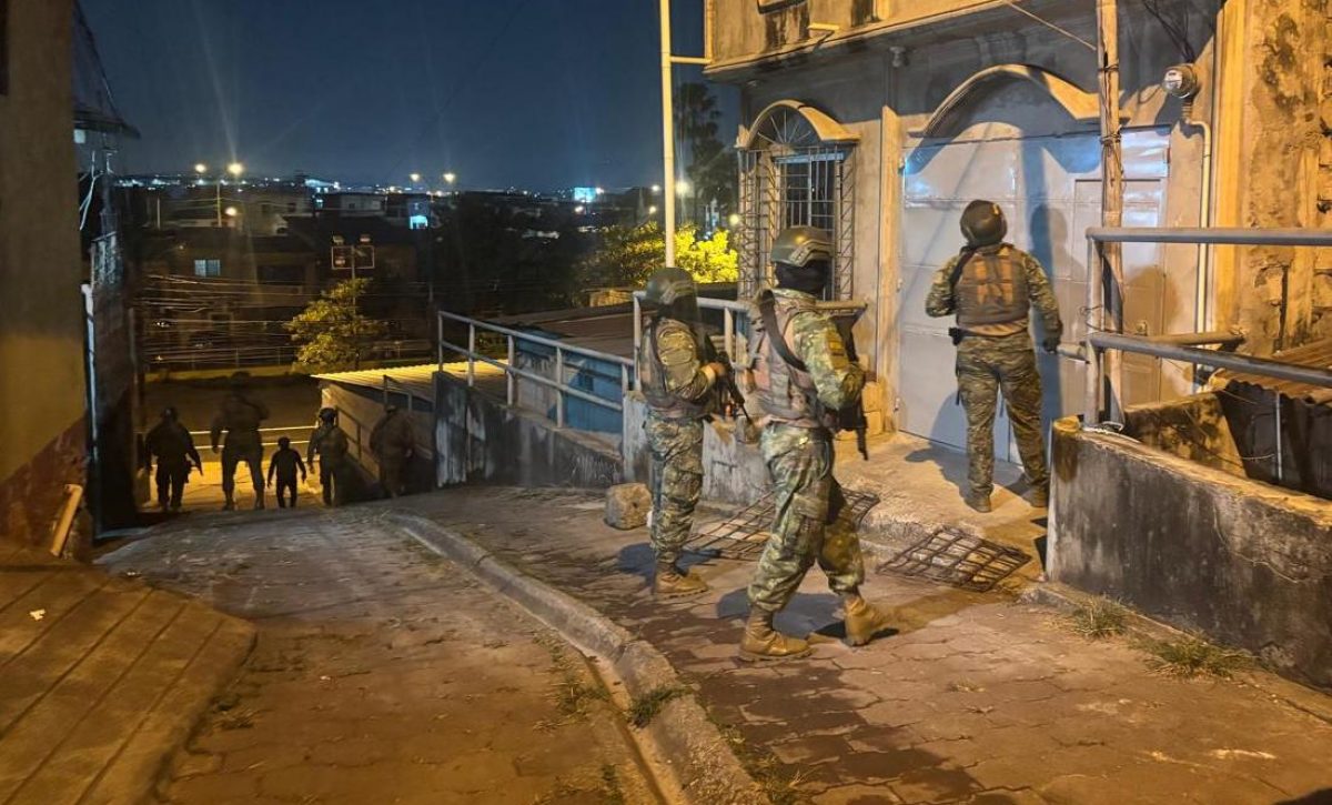 Pascuales militarizado desde la madrugada de este miércoles 11 de junio; se realizaron varios allanamientos