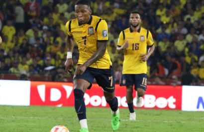 Pervis Estupiñán y Pedro Vite jugadores de la selección de Ecuador FOTO: Willian Paladines